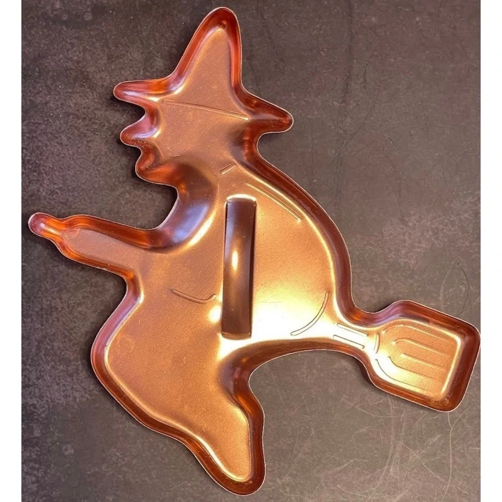 Vintage Metal Cookie Cutters Set Assorted Shapes Holiday Baking Fun‎